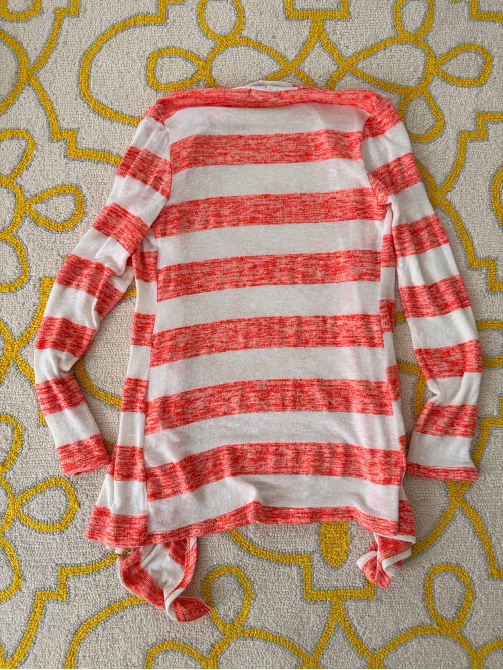 Lightweight Sweater. Sz L - Picture 4 of 4